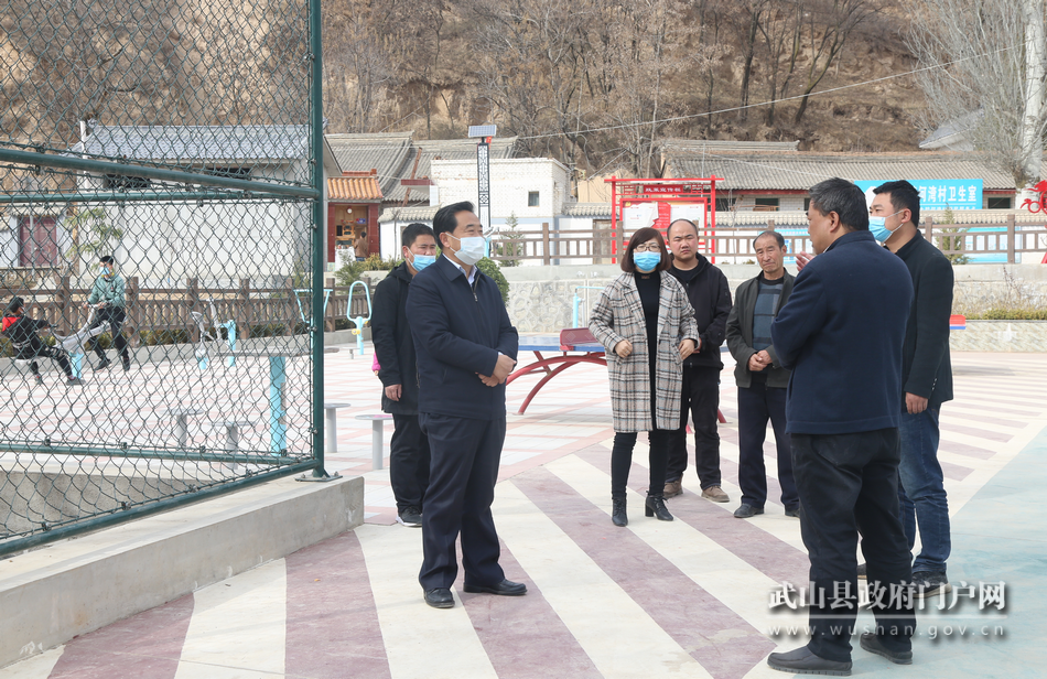 索鴻賓調(diào)研指導(dǎo)脫貧攻堅、鄉(xiāng)村振興等工作