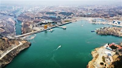 劉家峽水庫(kù)加大下泄流量支持春灌（圖）