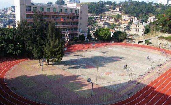 蘭州四城區(qū)初一新生7月23日去對口學(xué)?？窗?>
        </a><em>蘭州四城區(qū)初一新生7月23日去對口學(xué)?？窗?/em></li>
    <li><a  target=