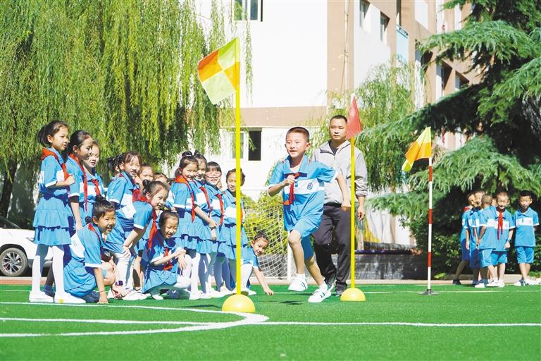 我們開學(xué)了！