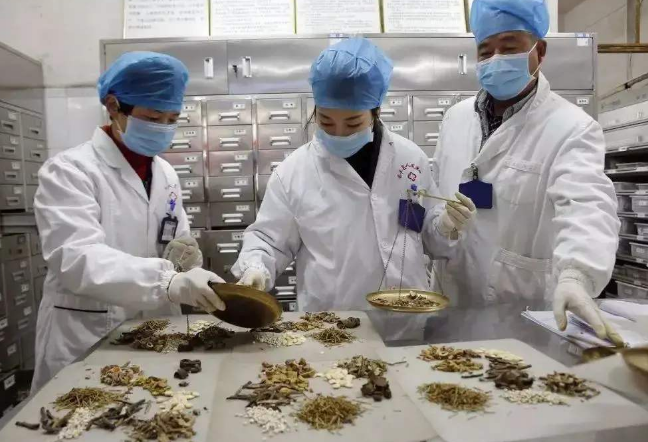 新冠肺炎疫情人物同防市民如何做？請看這里！