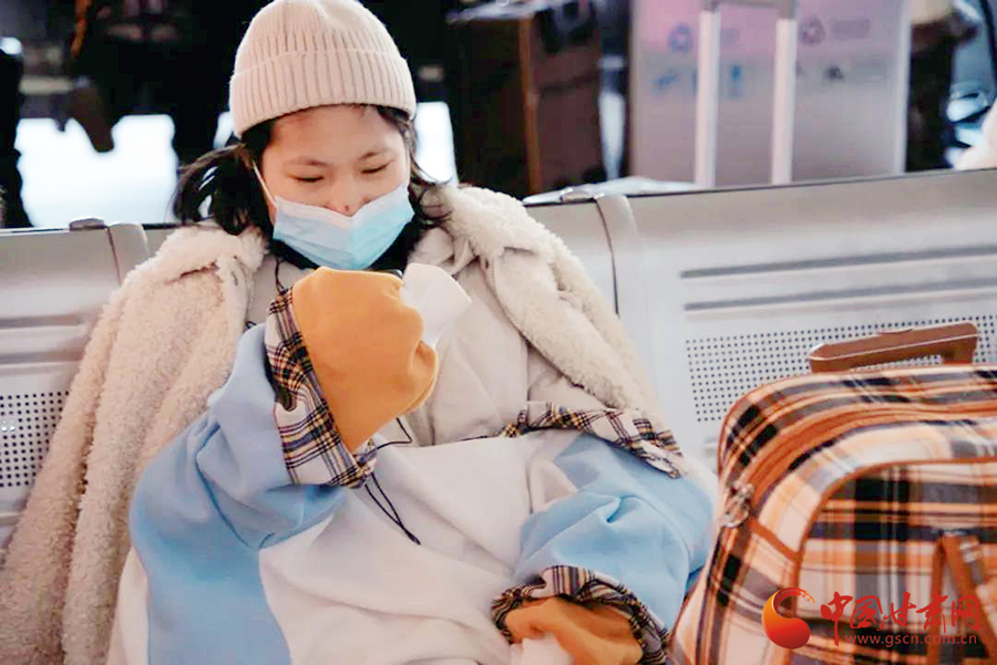 春運故事：歸途的車站，有溫情、愛情，還有堅守