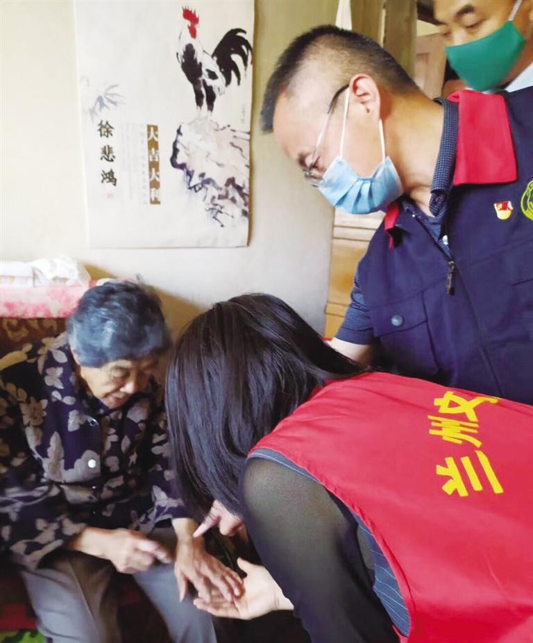 在公益志愿服務(wù)中踐行初心使命——記中國(guó)好人、城關(guān)區(qū)一方公益慈善協(xié)會(huì)黨支部書(shū)記高平