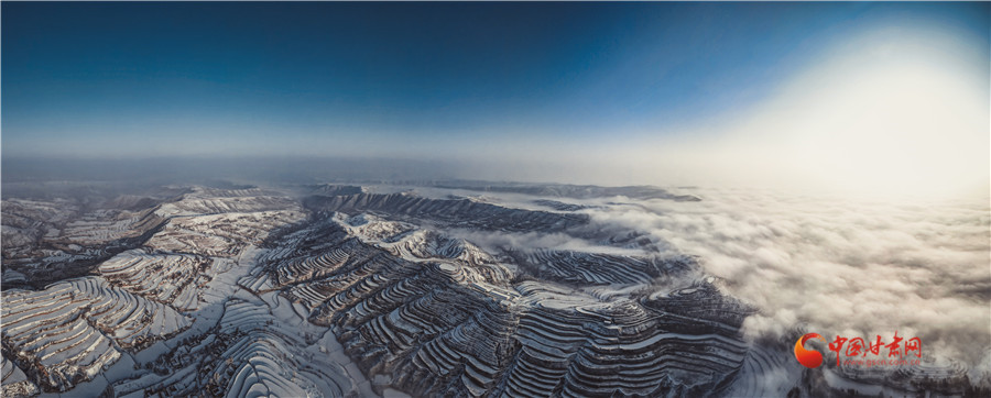 【隴拍客】蘭州榆中：穿越云?？刺萏?雪后家園似仙境