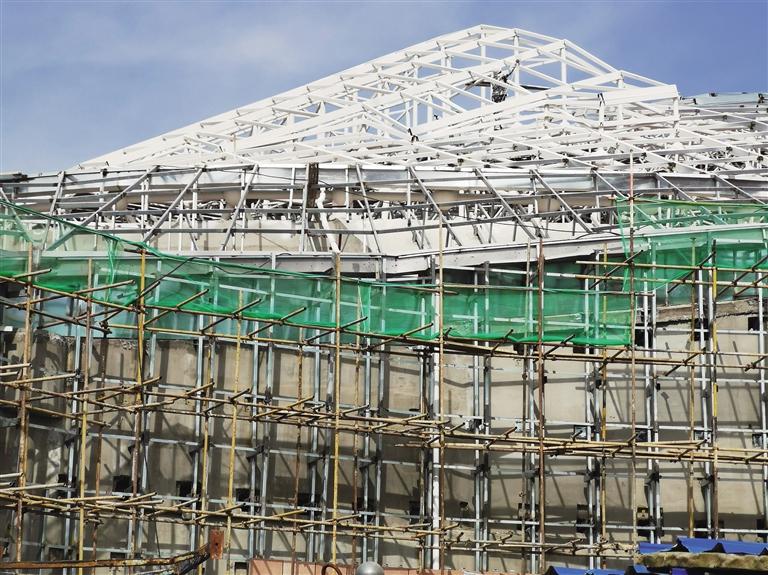 蘭州野生動物園配建項目建設抓進度忙施工 “游客服務中心”“動物行為展示館”雛形可見