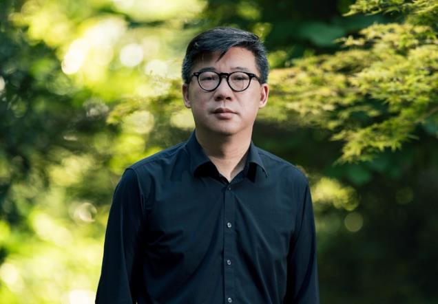 專訪李修文：AI時代，更要孤絕地成為自己